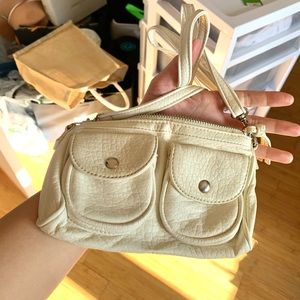 Crossbody purse